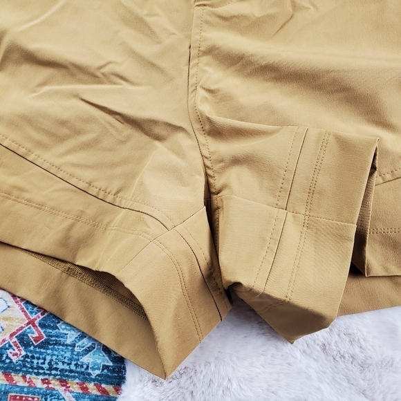 Old Navy High-Waisted StretchTech Water-Repellent Shorts Stonecastle 4X - Picture 7 of 13